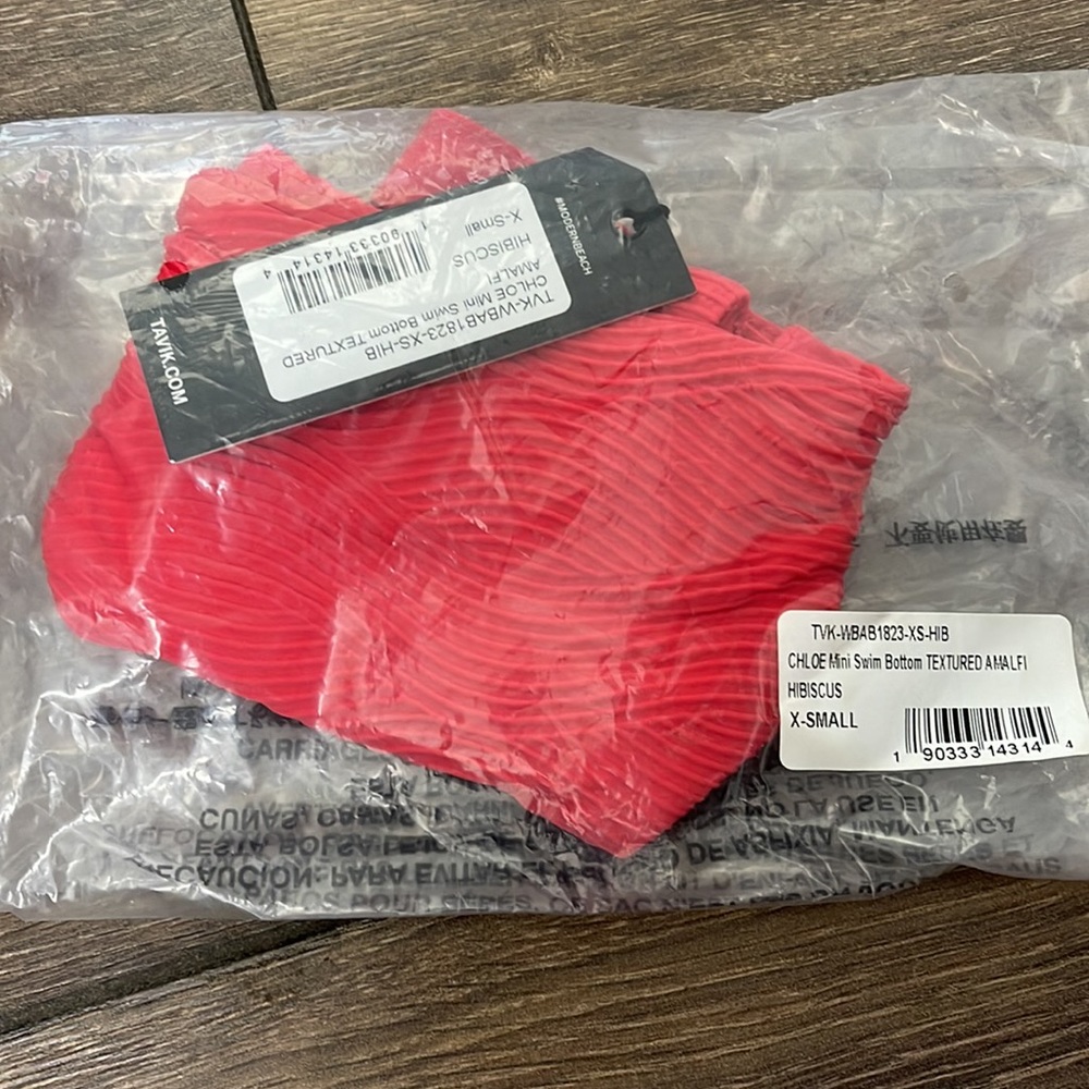 NWT Tavik Hibiscus Chloe Textured Mini Swim Bottom, Size XS - Picture 3 of 3